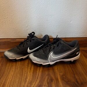 Nike Baseball Cleats 4Y